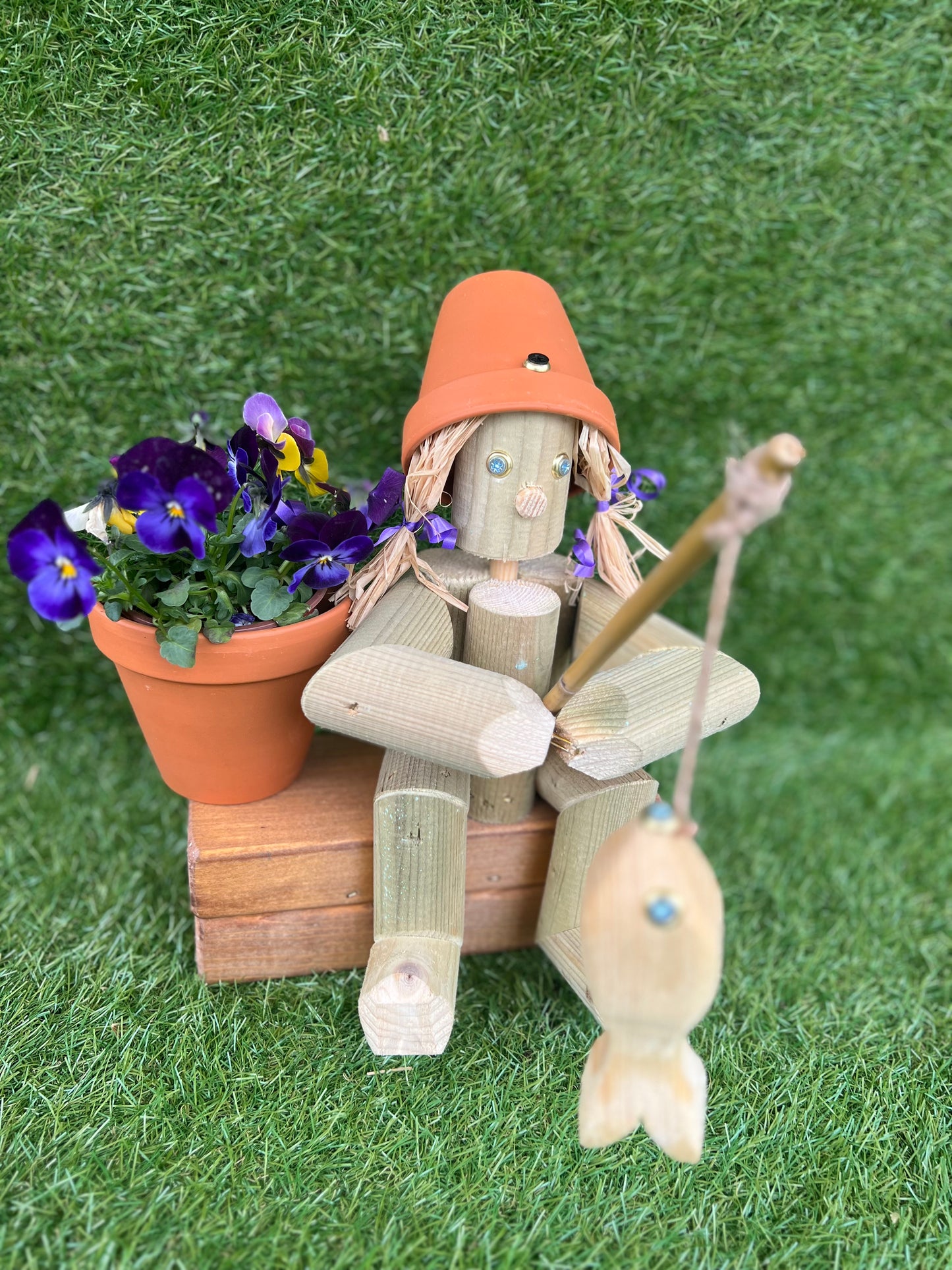 Mini Fisher Flowerpot Man