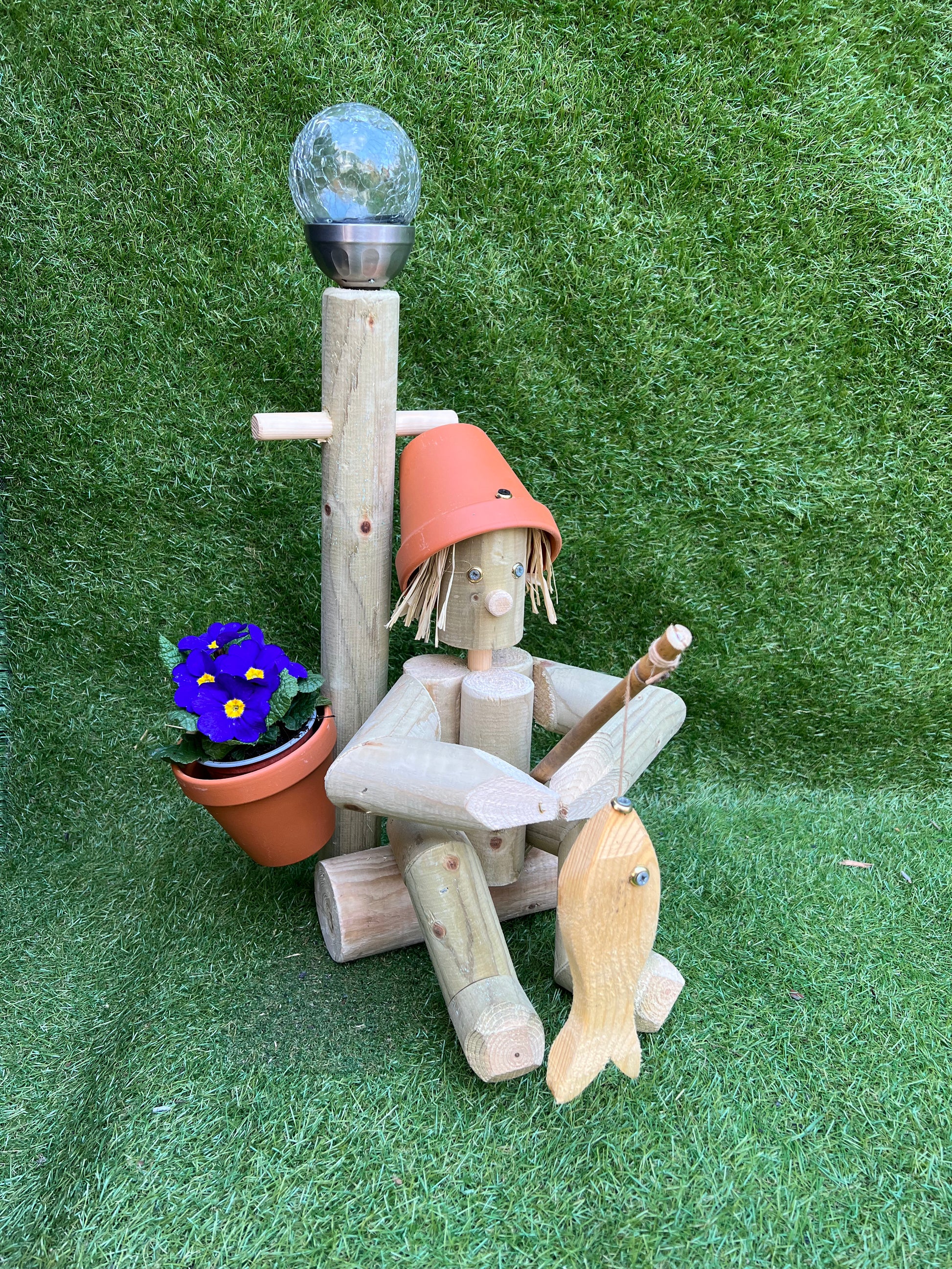 Fisherman with a solar light Kiec Garden Product